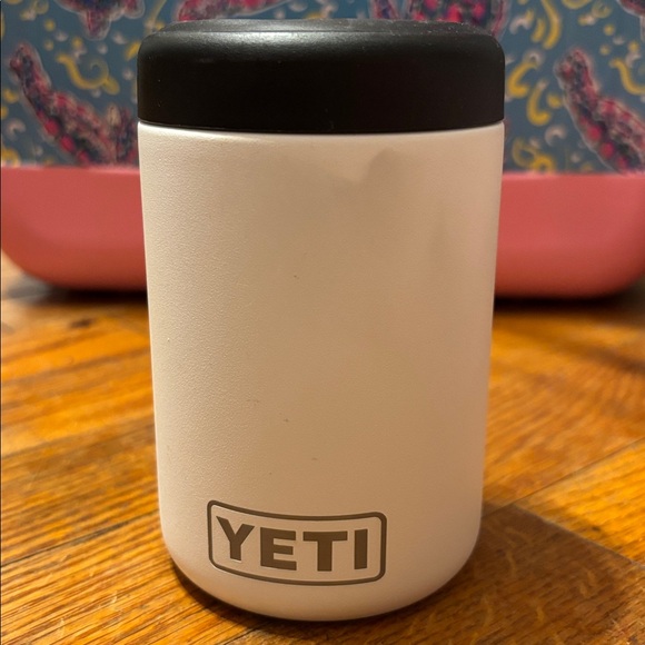 Yeti - Picture 5 of 7
